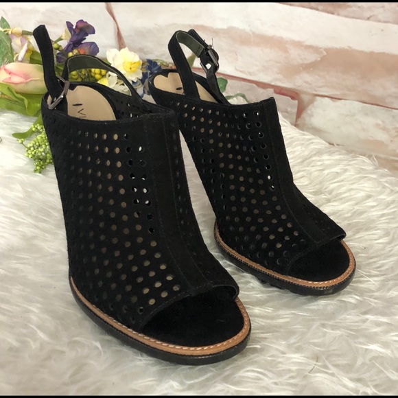 Via Spiga leather suede ankle strap shoes size 8M - Picture 7 of 11